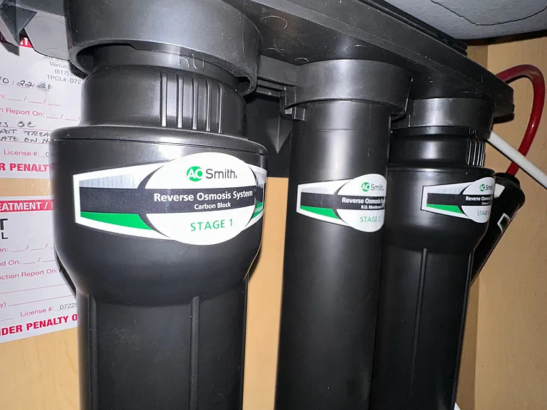 Reverse osmosis water filter