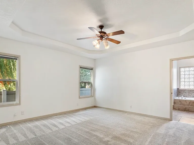 1886 W Bellagio Dr — Photo 16