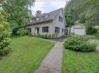 233 Hayes Ave, Charleston, WV 25314