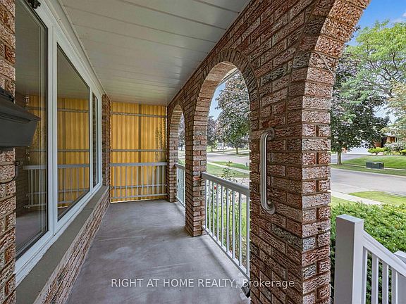 4th image of 3126 McCarthy Ct