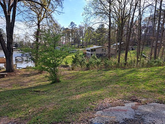 4th image of 210 Agnew Rd