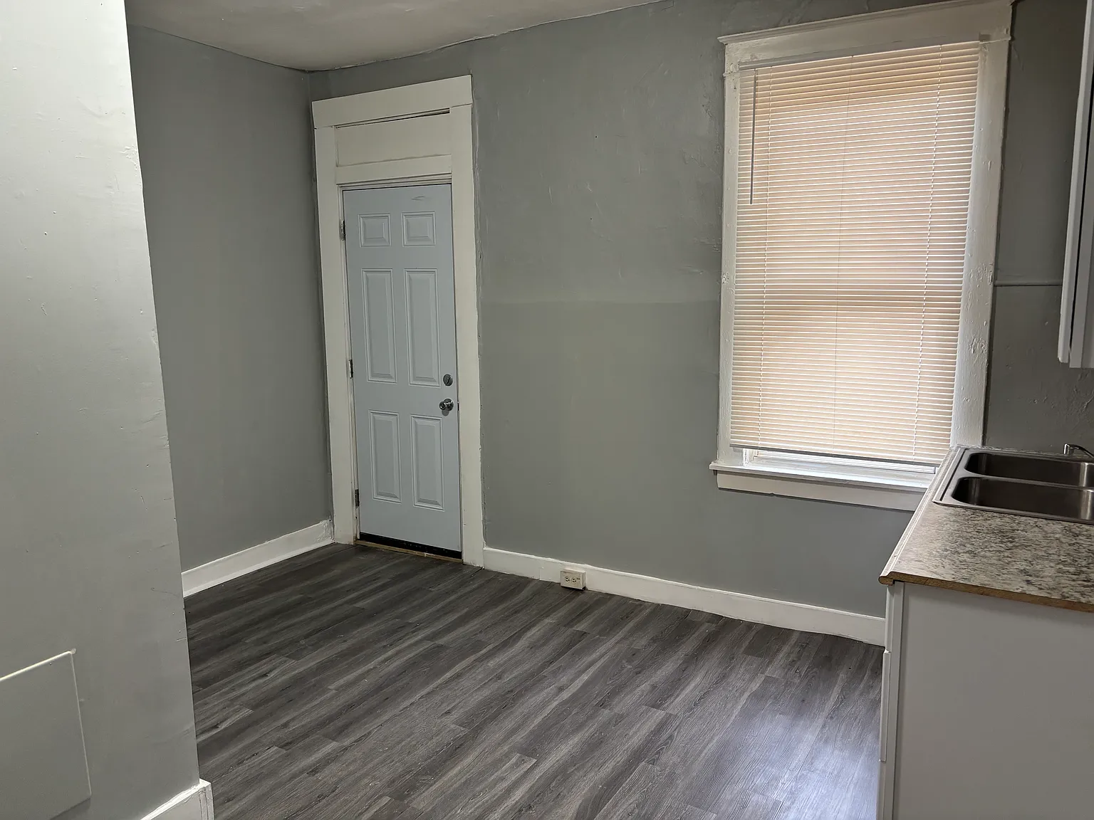 1 bed, $950 — Photo 3