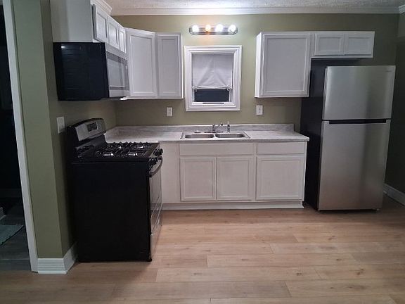 4th image of 113A Woodstock St
