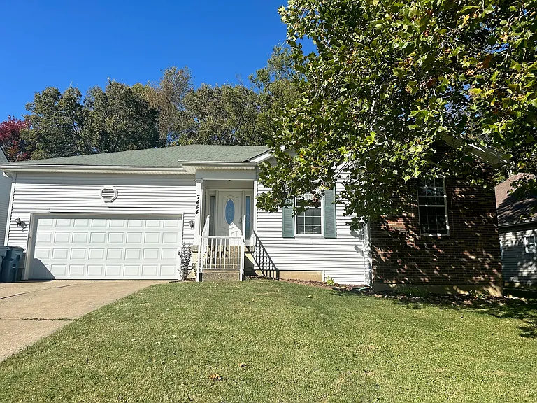 W Orchard Grass Blvd — Photo 1