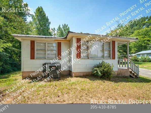 3 Russell Dr, Adamsville, AL 35005