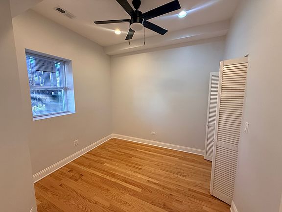 4th image of 1334 N Ridgeway Ave #1
