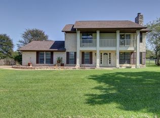 312 Cedar Dr, Mountain City, TX 78610