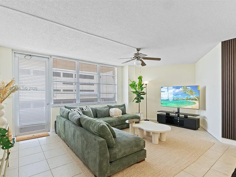 3725 S Ocean Dr #921 — Photo 9