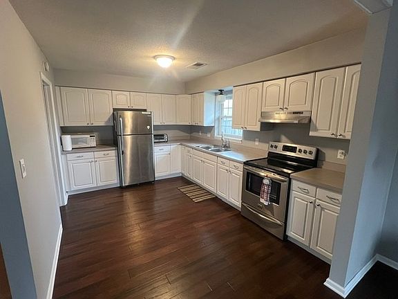 2nd image of 5902 Allens Lake Ct
