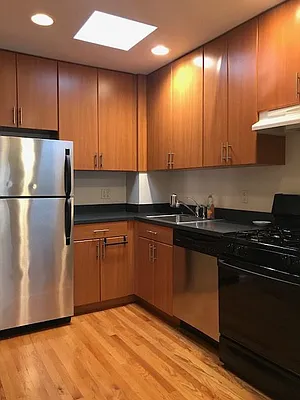 Rented by G2 Realty Group LLC | media 17