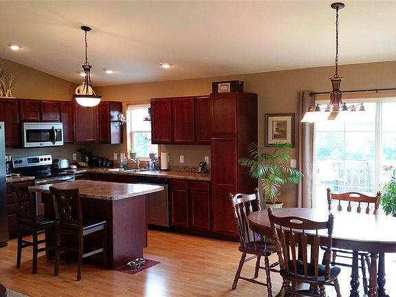 5th image of 2627 Meadowlark Dr