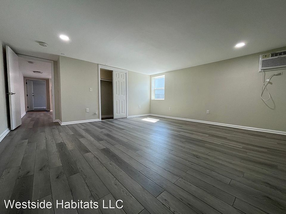 1st image of 5505 Zelzah Ave #114