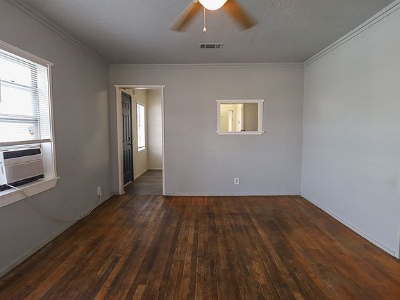 5th image of 1433 N Winston Ave