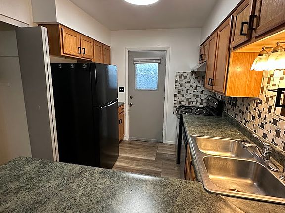 3rd image of 8318 Woodgrove Ct #8324