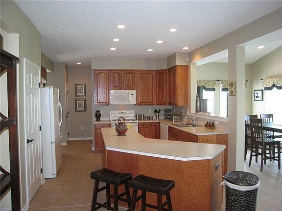 Kitchen with Island