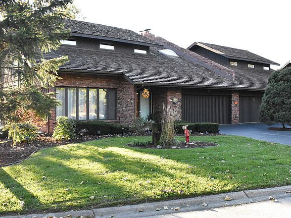 3rd image of 45 Lucas Dr