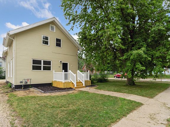 2nd image of 920 Shirland Ave