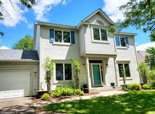 1159 Fallbrook Ln, Woodbury, MN 55125