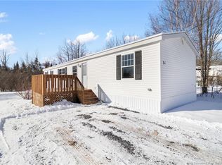 31 Peterson Ave, New Maryland, NB E3C 1P4