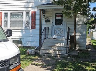 303 Vermont St, Waterloo, IA 50701