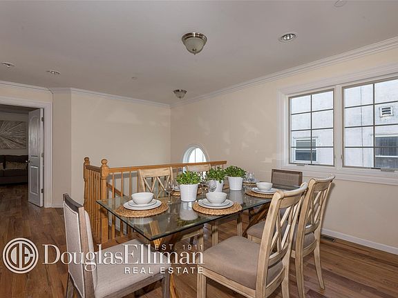 4th image of 439 E Broadway APT A