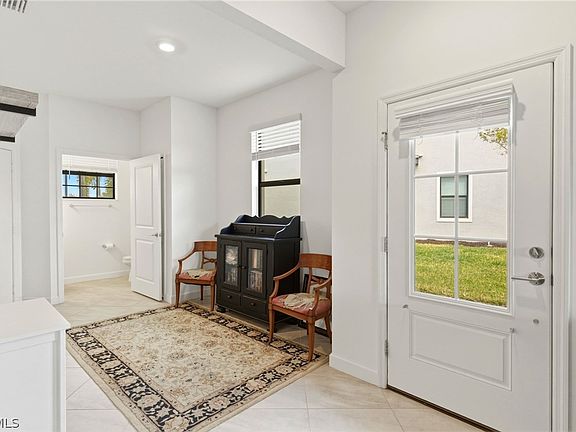 3rd image of 14089 Pine Lodge Ln