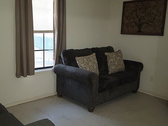 2nd image of 705 E 13 1/2 St