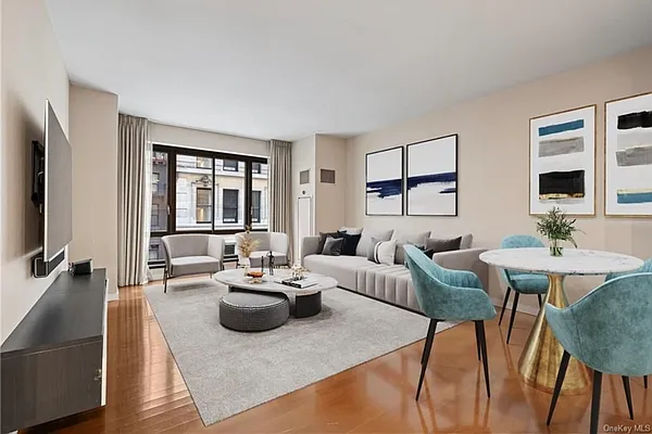 Sold by Owner | media 3