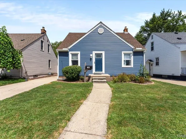 788 Ford Blvd, Lincoln Park, MI 48146