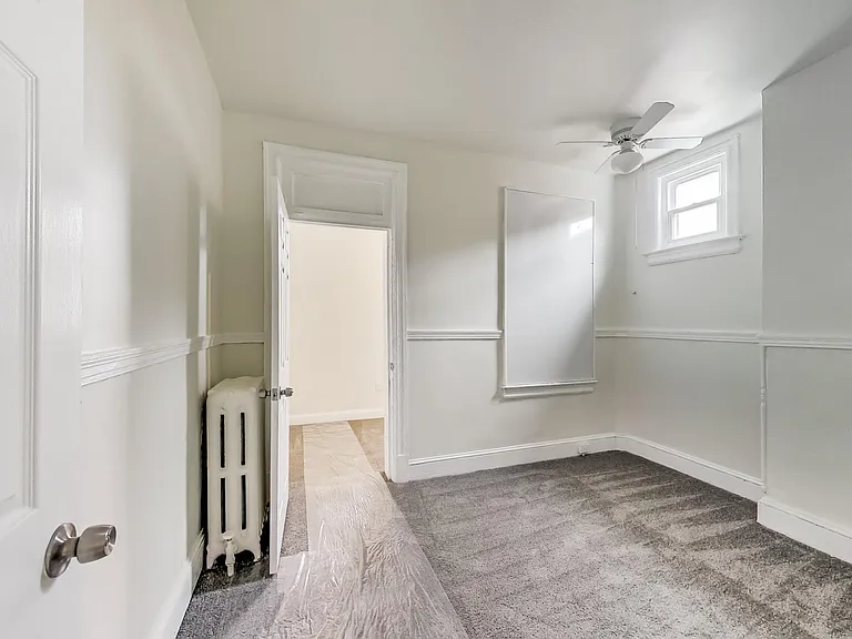 137 R St NE — Photo 23