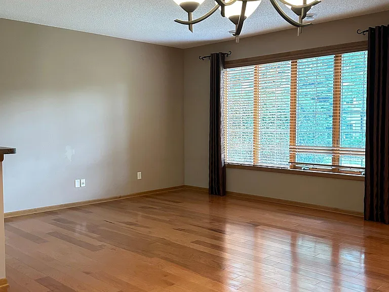 12426 Flanders Ct NE #F — Photo 22