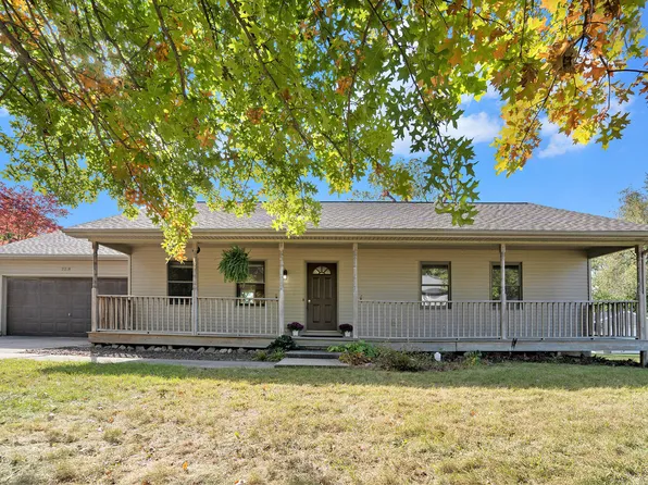 2218 Fairfield Rd, Portage, MI 49002