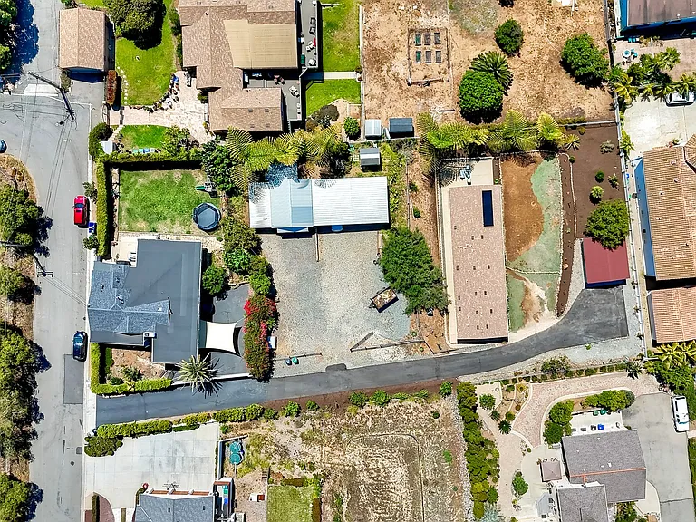 1761 Yucca Rd — Photo 49