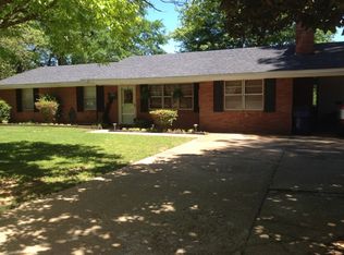 294 Hillcrest Dr, Pontotoc, MS 38863