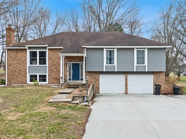 6001 Chestnut Dr, Sedalia, MO 65301