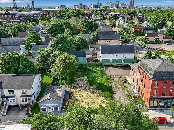 329 Connecticut St #4, Buffalo, NY 14213