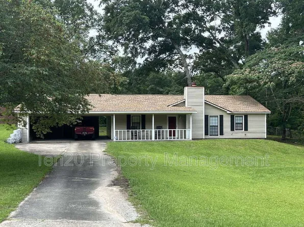 7 Sunderlan Dr, Phenix City, AL 36869
