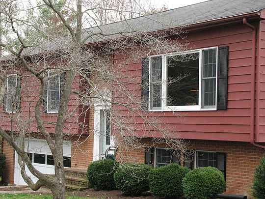 1st image of 2701 Heritage Ln