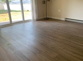 13 Hawthorne Cir, South Burlington, VT 05403