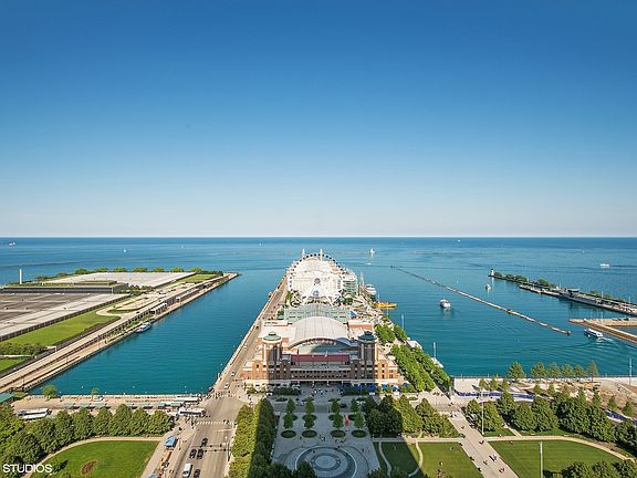 3rd image of 505 N Lake Shore Dr APT 4403