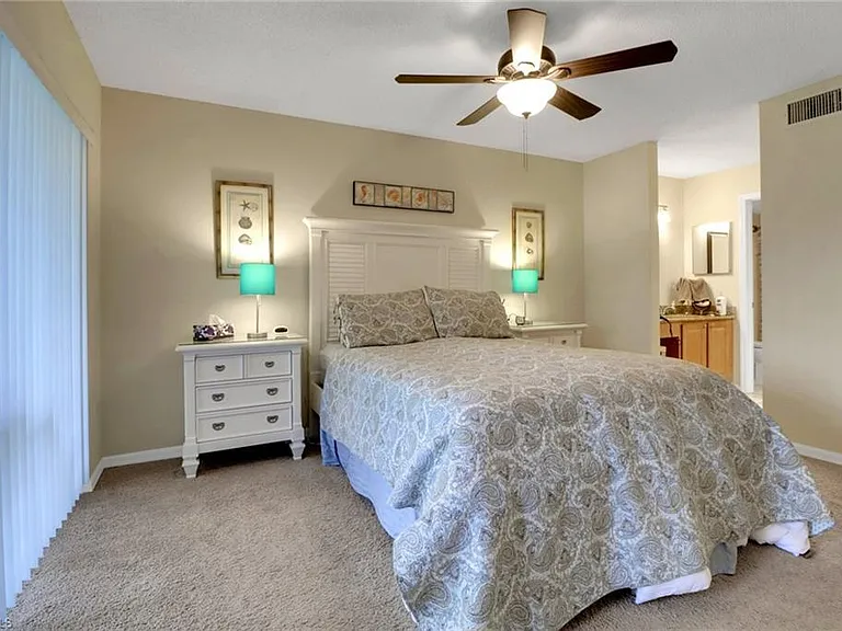 9901 Sunset Cove Ln #226 — Photo 18