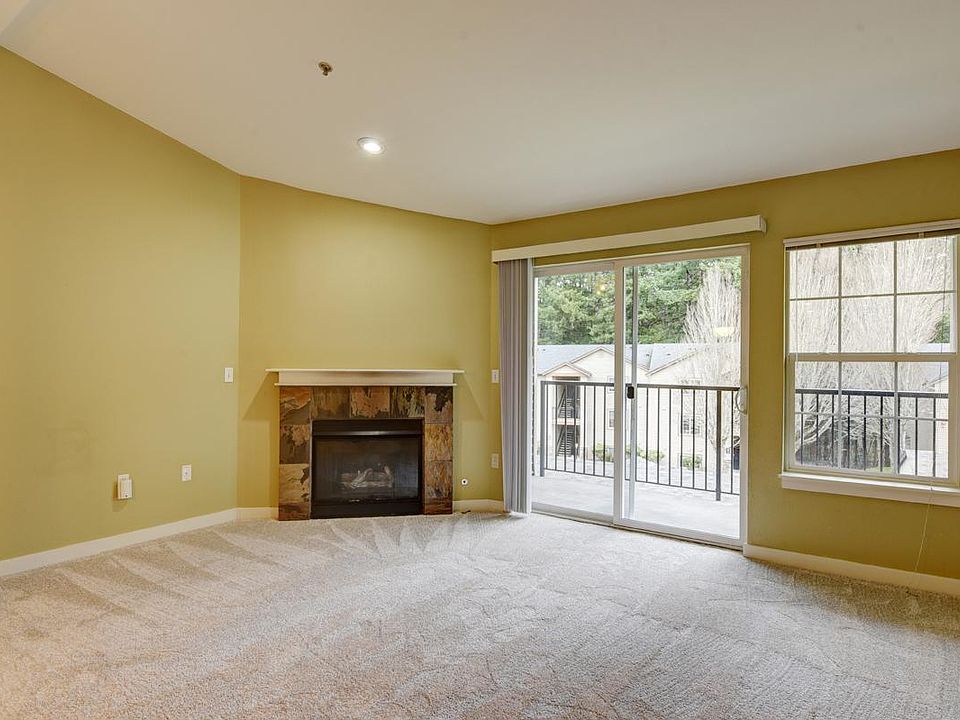 25025 SE Klahanie Blvd Issaquah WA Zillow