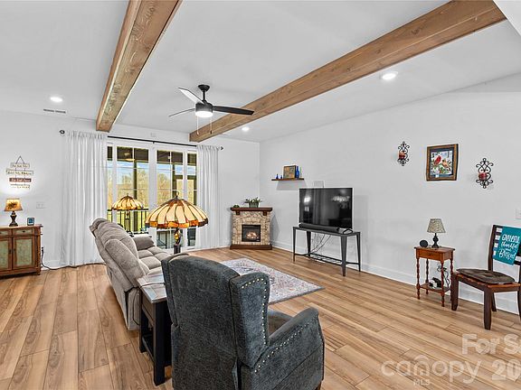 4th image of 160 Galliher Rd