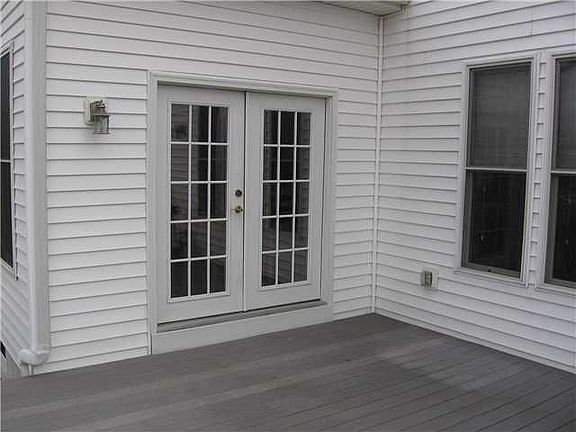 3rd image of 48 Nightfrost Ln
