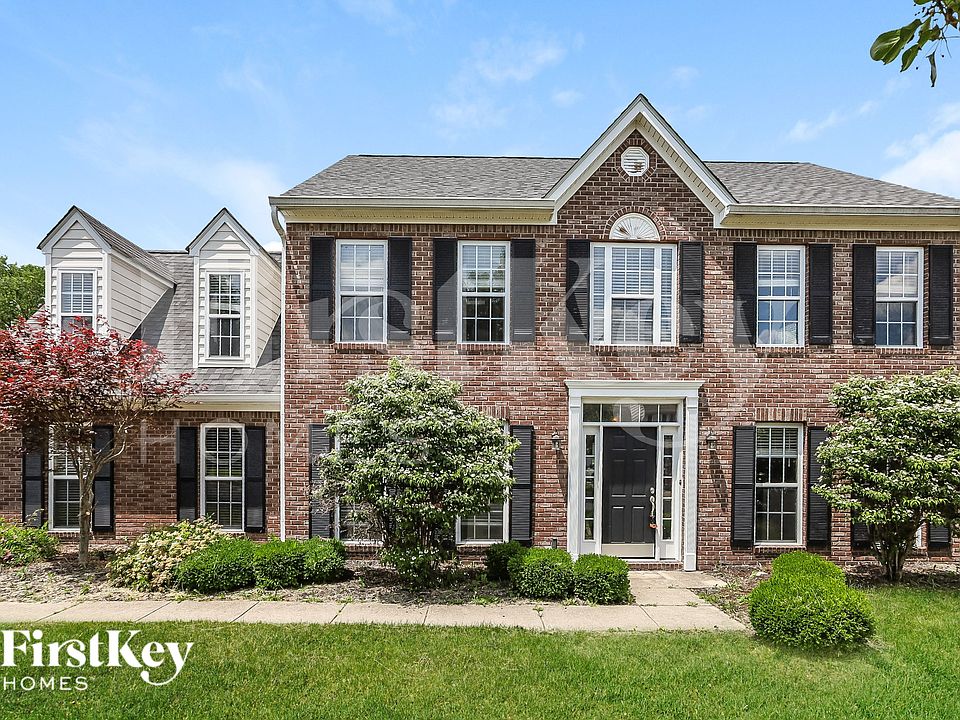 1st image of 6762 Auburn Ln