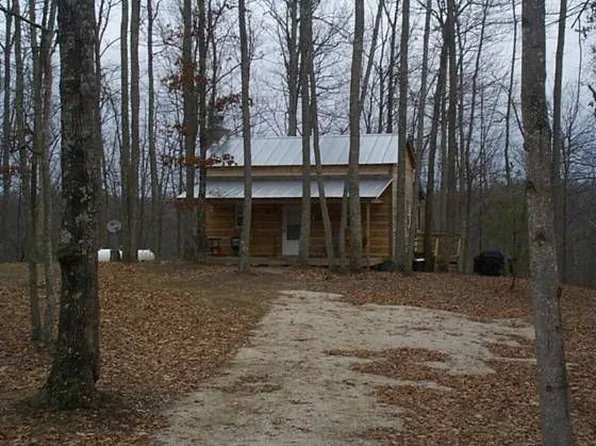 33 Deerpark Dr, Wellington, KY 40387
