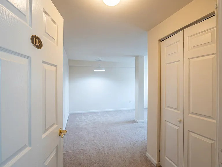 181 Lower Main St — Photo 1