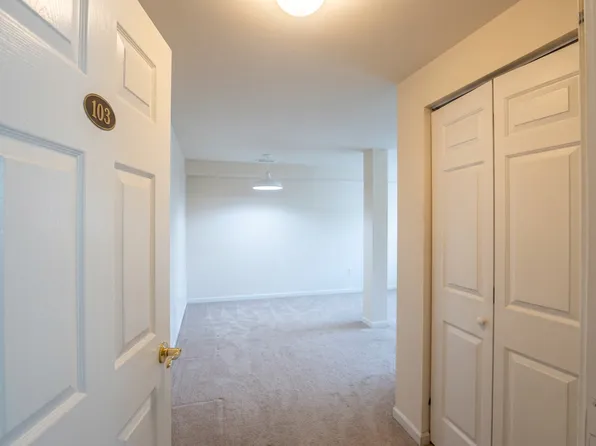 181 Lower Main St, Freeport, ME 04032