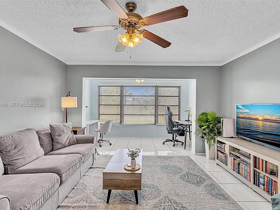 4th image of 8852 W McNab Rd APT 203
