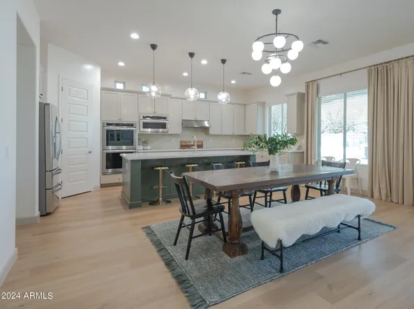 2872 E DERRINGER Way, Gilbert, AZ 85297